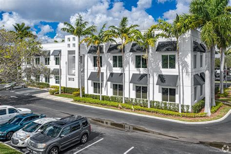 2701 STIRLING RD, FORT LAUDERDALE, FL 33312 .